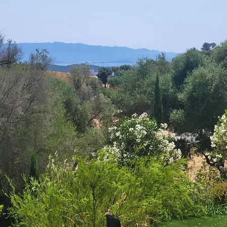 شقة Bas De Aux Portes D'ajaccio Alata