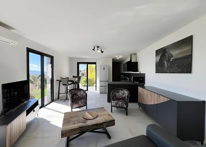 Bas De Aux Portes D'ajaccio