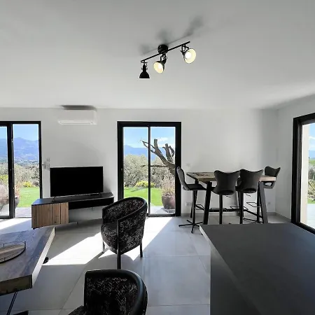 Bas De Aux Portes D'ajaccio דירה *